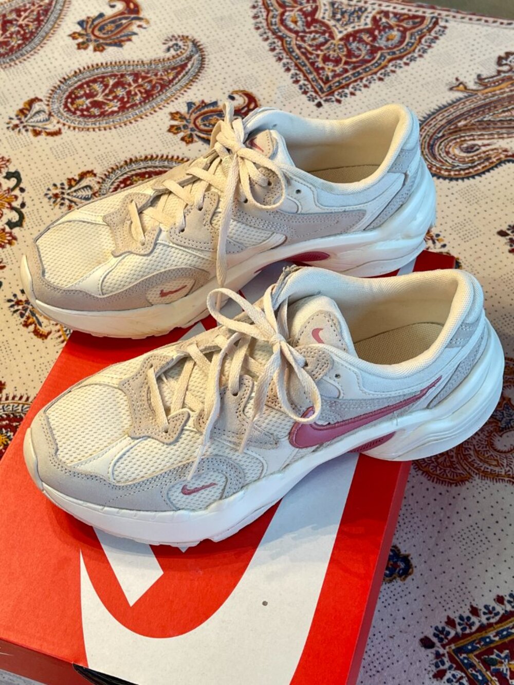 Size 9 Women's Nike AL8 Sneaker - Pink & Off White - WORN TWICE
